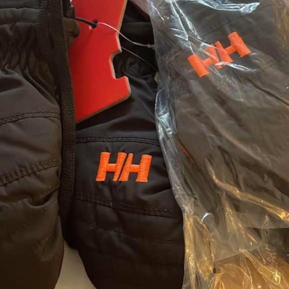 BRAND NEW boy / girl kids helly hansen performance snow winter mittens size 4 - Picture 5 of 5